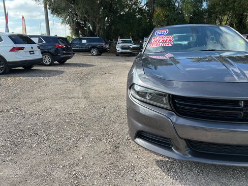 Used 2023 Dodge Charger SXT image 9