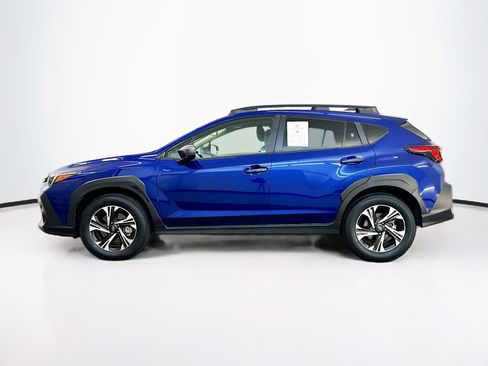 Used 2024 Subaru Crosstrek 2.0i Premium AWD/4WD image 4