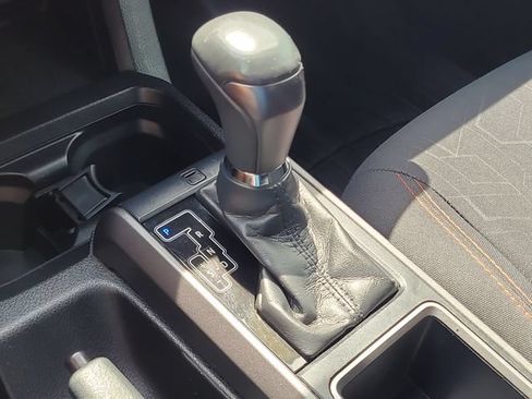Used 2020 Toyota Tacoma TRD Sport RWD image 25