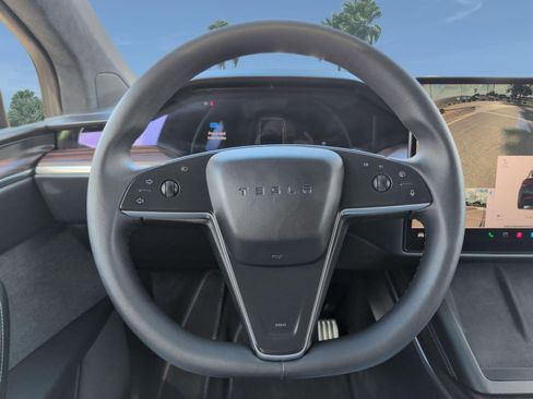 Used 2024 Tesla Model X AWD/4WD image 13