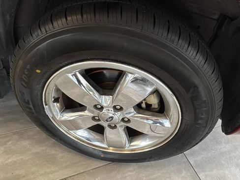 Used 2008 Ford Escape XLT FWD image 5