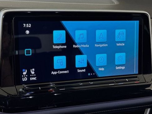 New 2026 Volkswagen Atlas SEL image 7