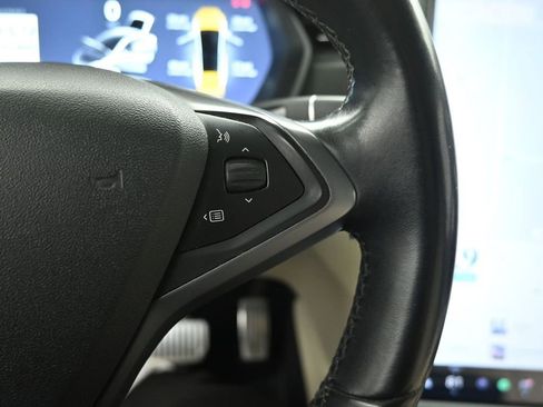 Used 2018 Tesla Model X 75D image 16