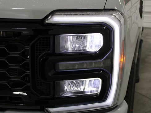 New 2026 Ford F250 XLT w/ XLT Premium Package image 12