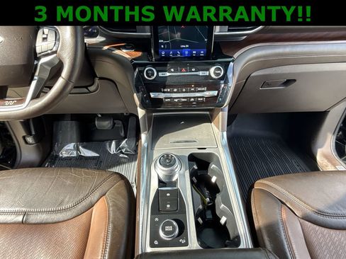 Used 2022 Ford Explorer King Ranch w/ Premium Technology Package AWD/4WD image 31