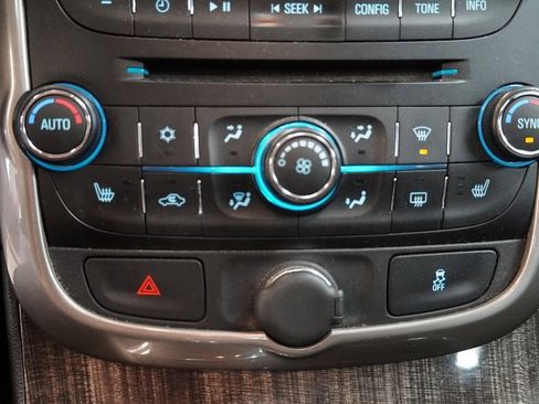 Used 2015 Chevrolet Malibu LT w/ Leather Package image 7