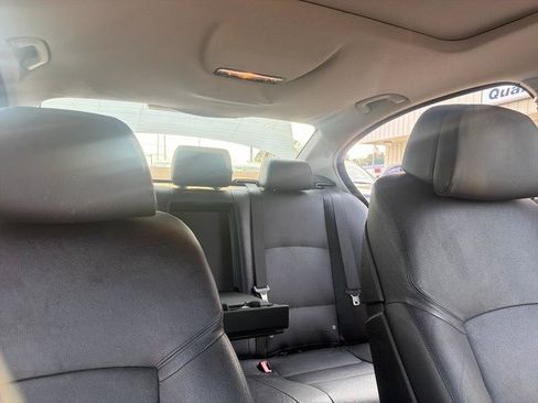 Used 2011 BMW 528i Sedan RWD image 19