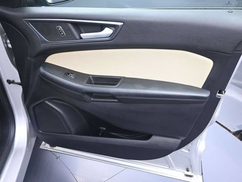 Used 2019 Ford Edge SE AWD/4WD image 35