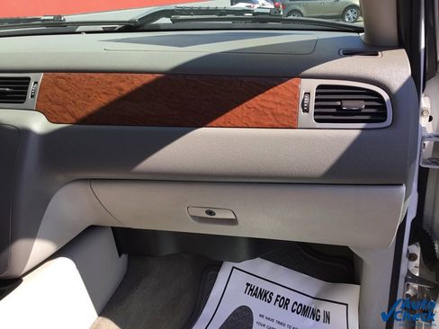 Used 2008 GMC Sierra 3500 SLT image 25