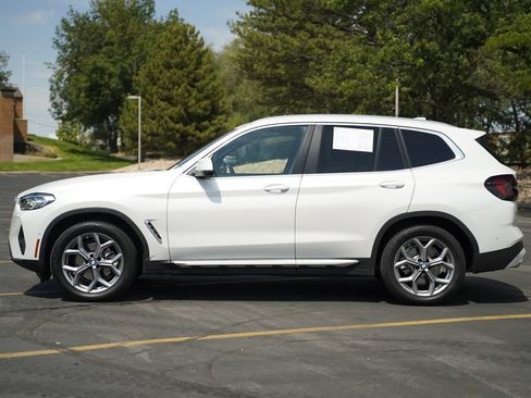 Used 2023 BMW X3 xDrive30i w/ Premium Package AWD/4WD image 2