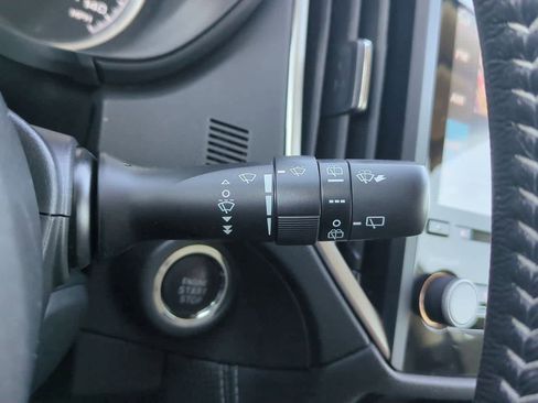 Used 2022 Subaru Forester Limited image 26