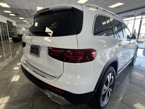 New 2026 Mercedes-Benz GLB 250 image 8