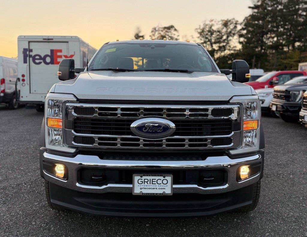 New 2026 Ford F550 4x4 Supercab Super Duty image 9