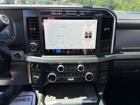 Used 2024 Ford F450 Platinum w/ FX4 Off-Road Package AWD/4WD image 32