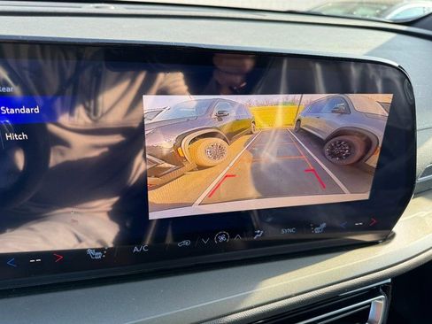 New 2026 Chevrolet Traverse LT image 41