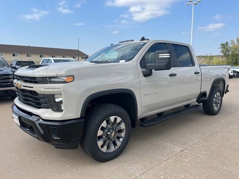 New 2026 Chevrolet Silverado 2500 Custom w/ Custom Value Package image 11