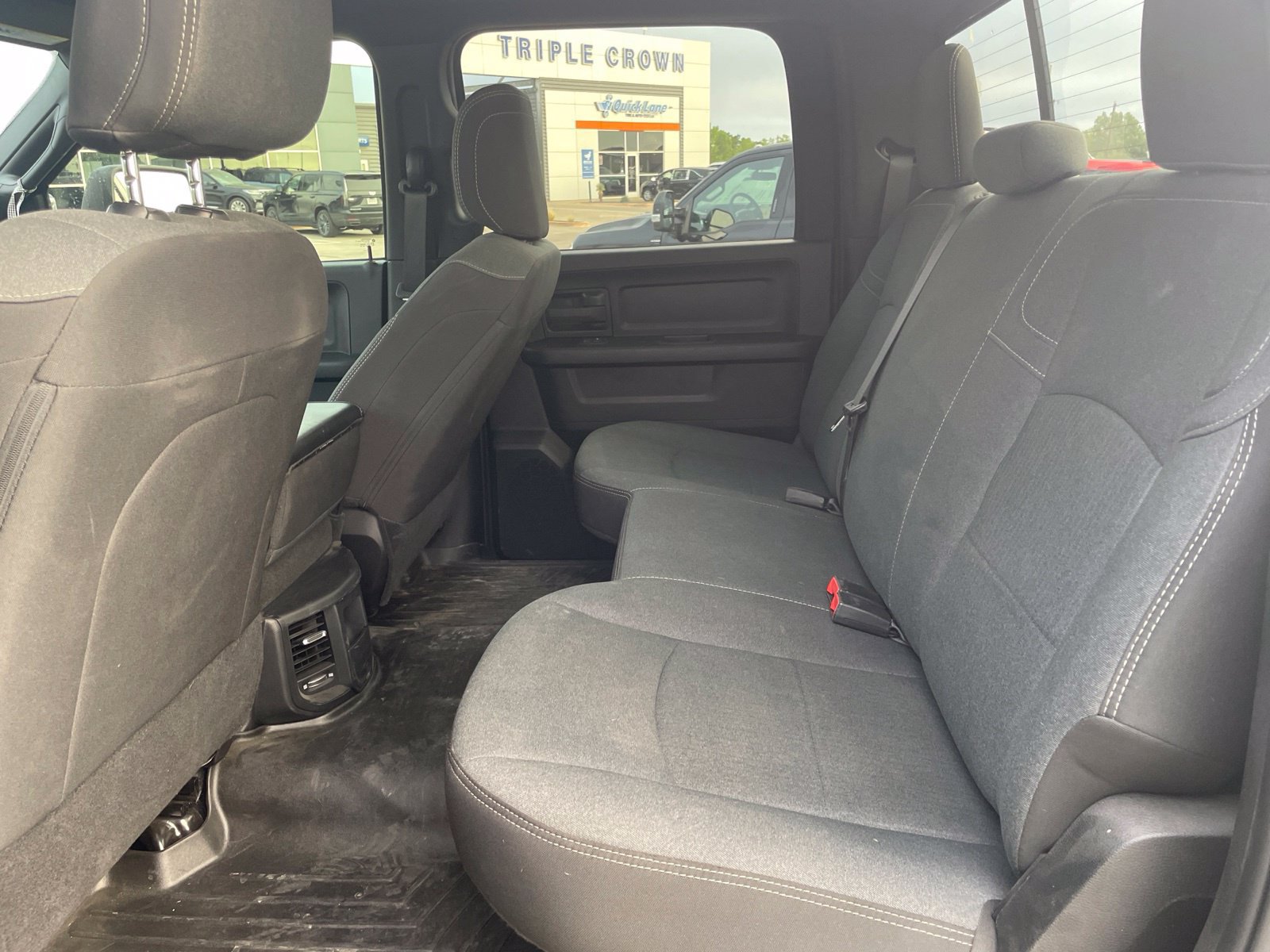 Used 2024 RAM 2500 Tradesman w/ Chrome Appearance Group AWD/4WD image 7