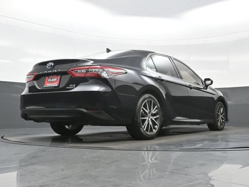 Used 2022 Toyota Camry XLE FWD image 29