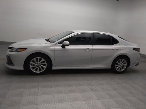Used 2024 Toyota Camry LE image 2