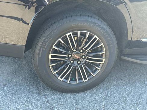 Certified 2025 GMC Yukon Elevation RWD image 12
