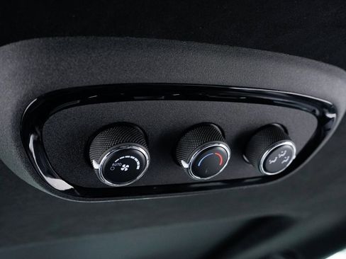 Used 2022 Dodge Durango R/T image 42