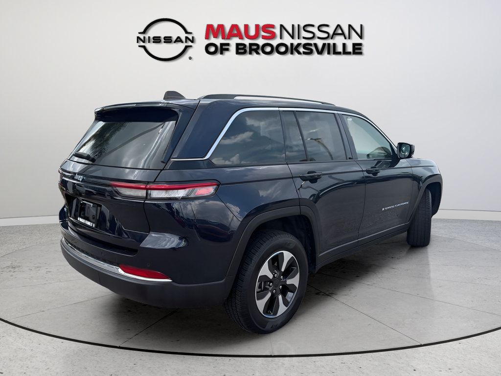 Used 2024 Jeep Grand Cherokee Limited 4xe AWD/4WD image 8