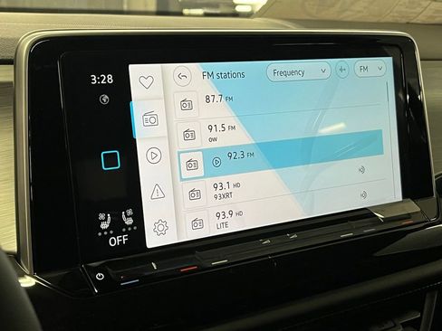 New 2026 Volkswagen Atlas Cross Sport SE AWD/4WD image 27