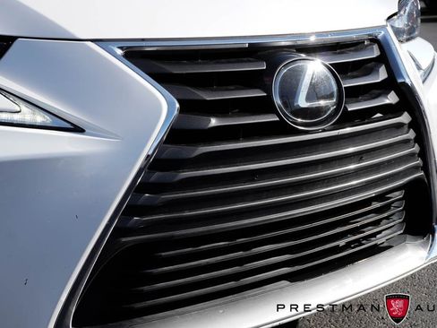 Used 2018 Lexus IS 300 AWD image 15