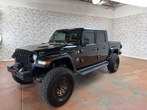 Used 2020 Jeep Gladiator Sport w/ Quick Order Package 24S AWD/4WD image 3
