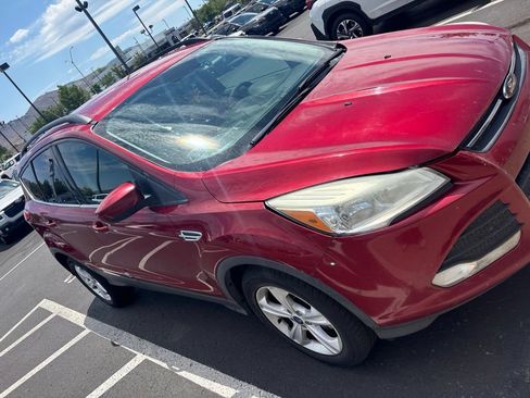 Used 2015 Ford Escape SE w/ Equipment Group 201A FWD image 2