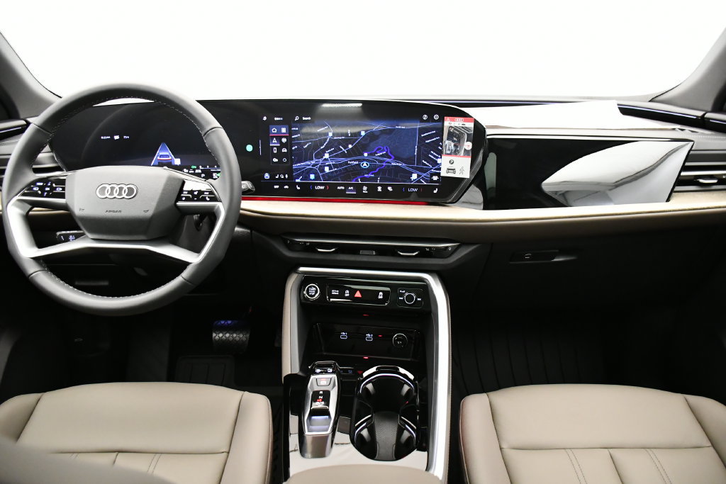 Used 2025 Audi Q5 Premium w/ Convenience Package AWD/4WD image 17