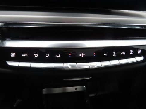 Used 2024 Cadillac Lyriq Luxury w/ LPO, Floor Liner Package image 28