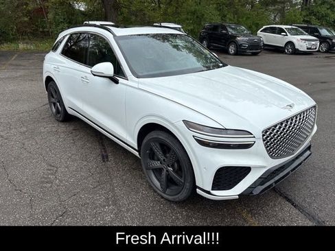 Used 2024 Genesis GV70 2.5T w/ Sport Prestige Package AWD/4WD image 10