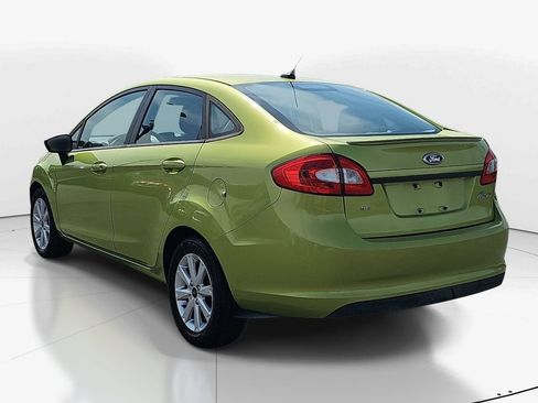 Used 2013 Ford Fiesta SE FWD image 9