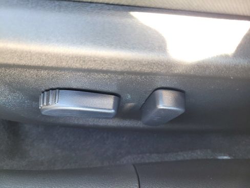 Used 2024 Nissan Altima 2.5 SV FWD image 13