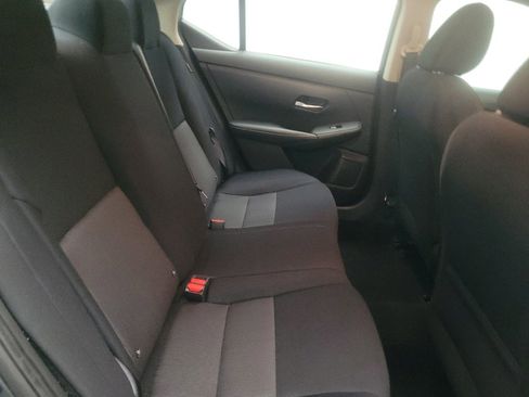 Used 2023 Nissan Sentra SV FWD image 19