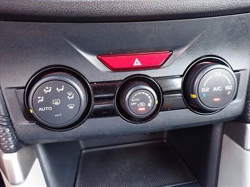 Used 2019 Subaru Forester AWD/4WD image 15