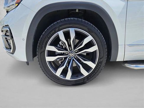 Used 2022 Volkswagen Atlas SEL Premium AWD/4WD image 23
