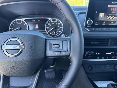 New 2026 Nissan Rogue SV image 18