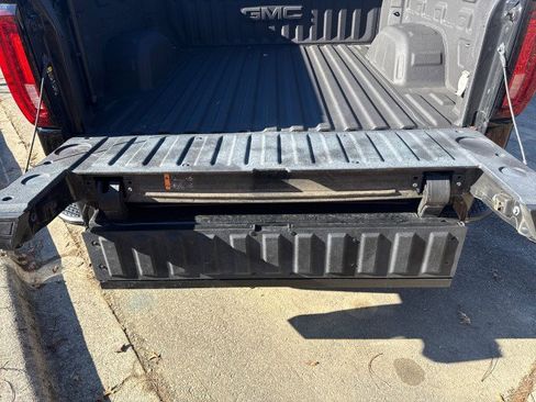 Used 2022 GMC Sierra 1500 SLT w/ SLT Premium Plus Package image 51