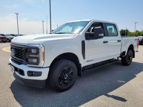 New 2026 Ford F250 XL w/ STX Appearance Package AWD/4WD image 3