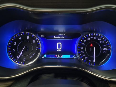 Used 2016 Chrysler 200 C w/ Premium Group image 23