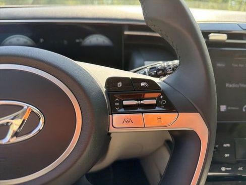 Certified 2023 Hyundai Tucson SEL w/ Convenience Package image 23