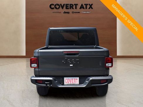 New 2025 Jeep Gladiator Sport AWD/4WD image 4