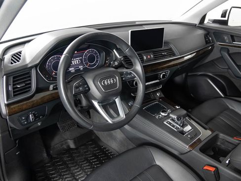 Used 2020 Audi Q5 2.0T Premium Plus w/ Premium Plus Package image 13