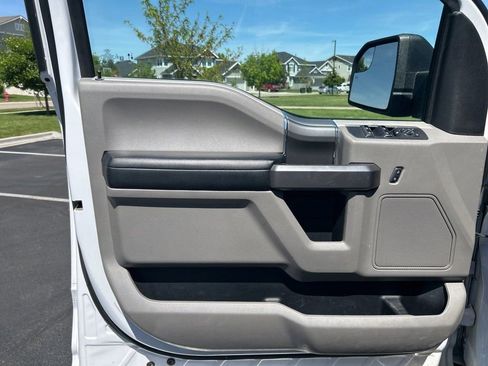 Used 2020 Ford F150 XLT w/ Equipment Group 302A Luxury AWD/4WD image 6