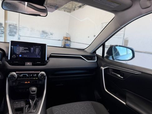 Used 2025 Toyota RAV4 XLE image 35