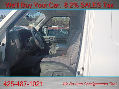 Used 2018 Nissan NV 3500 SL RWD image 10