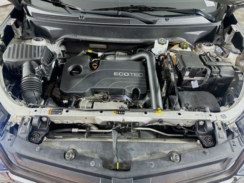 Used 2019 Chevrolet Equinox LT image 33