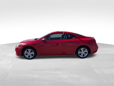 Used 2010 Nissan Altima 2.5 S w/ Premium Pkg FWD image 4